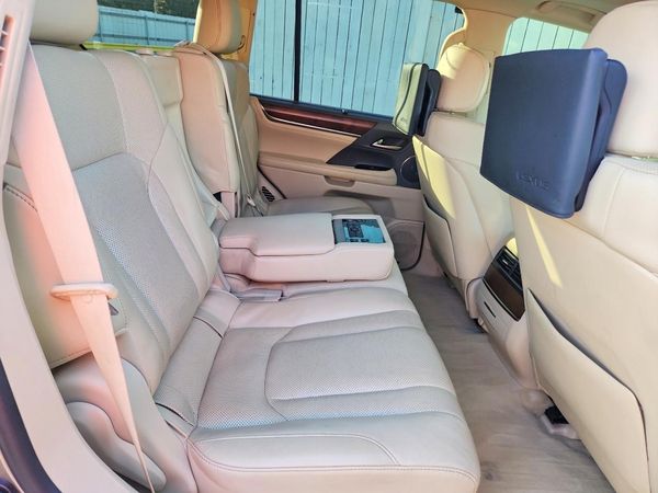 2017 LEXUS LX 570 — PSRS