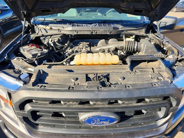 2022 FORD F150 — Engine bay