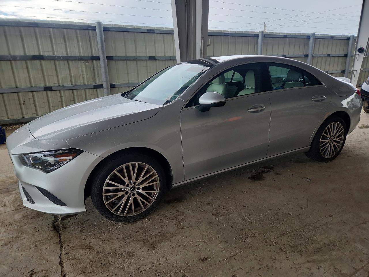 2021 MERCEDES-BENZ CLA-CLASS CLA250-4M — Front 3/4