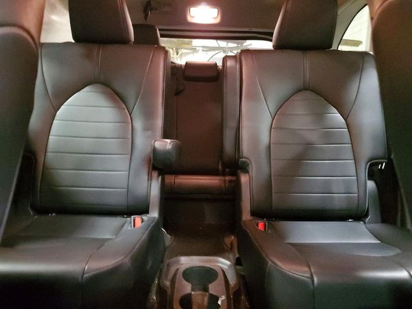 2020 TOYOTA HIGHLANDER XLE Nav — SUVN