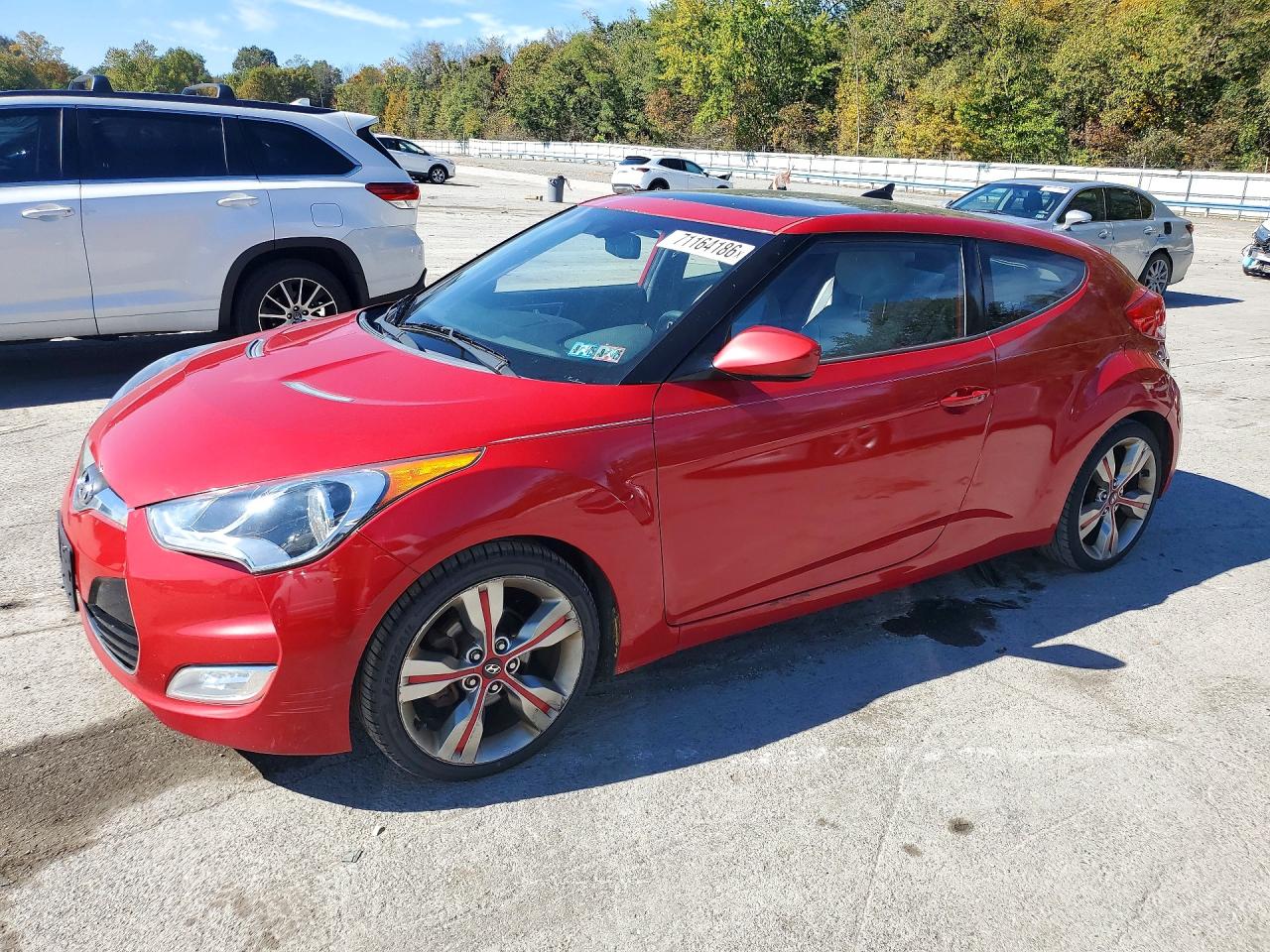 2013 HYUNDAI VELOSTER — Front 3/4