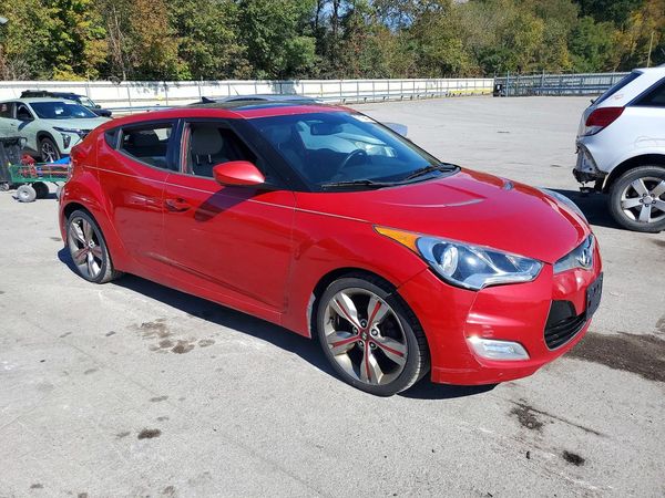 2013 HYUNDAI VELOSTER — Passenger 3/4