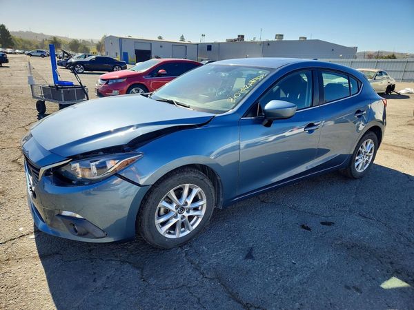 2016 MAZDA 3 — DSFA — Front 3/4