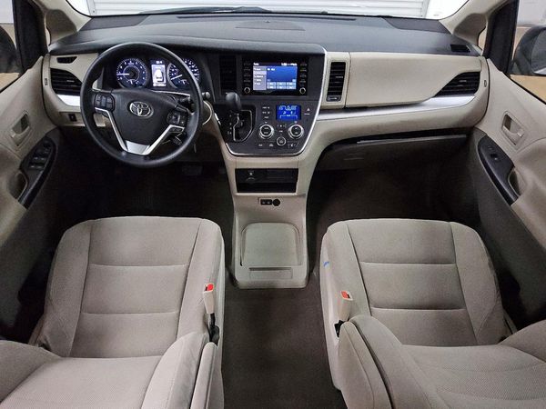2019 TOYOTA SIENNA L — CKPT
