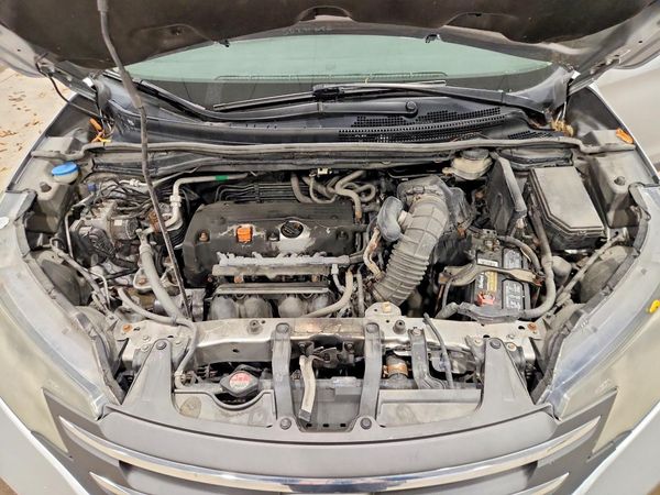 2012 HONDA CRV EX-L — Engine bay