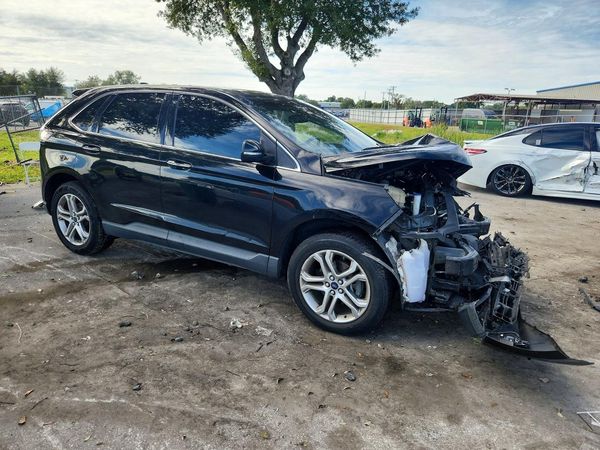 2018 FORD EDGE Titanium — Passenger 3/4