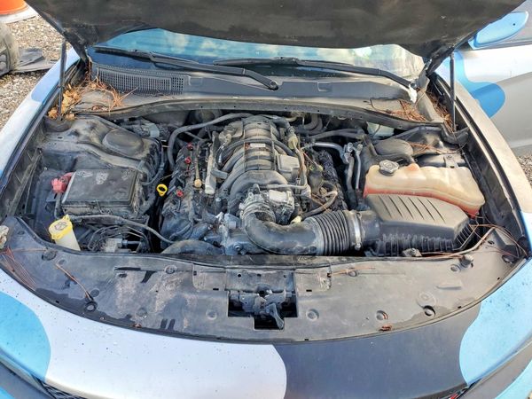2020 DODGE CHARGER R/T — Engine bay