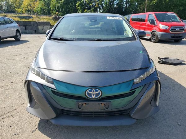 2017 TOYOTA PRIUS Three/Four/Four Adv — DIRF