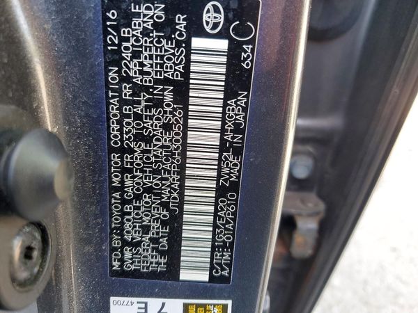 2017 TOYOTA PRIUS Three/Four/Four Adv — VINS