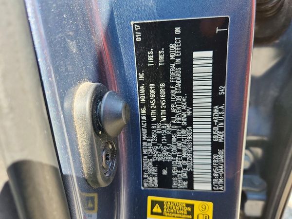 2017 TOYOTA HIGHLANDER — VINS