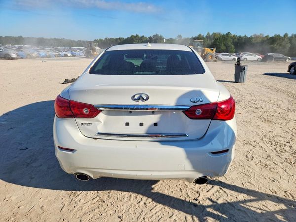 2015 INFINITI Q50 — DIRR