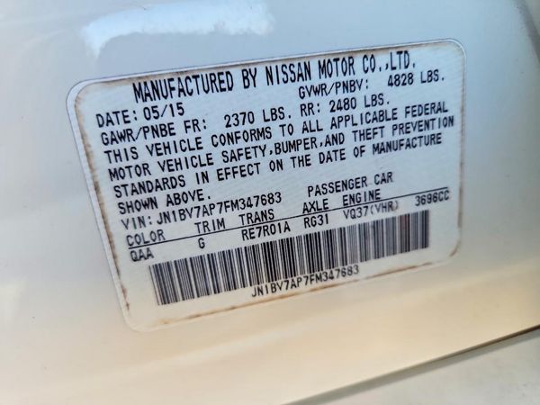 2015 INFINITI Q50 — VINS