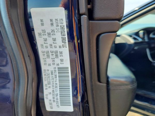 2012 JEEP GRAND CHER OKEE LAREDO 4X4 — VINS