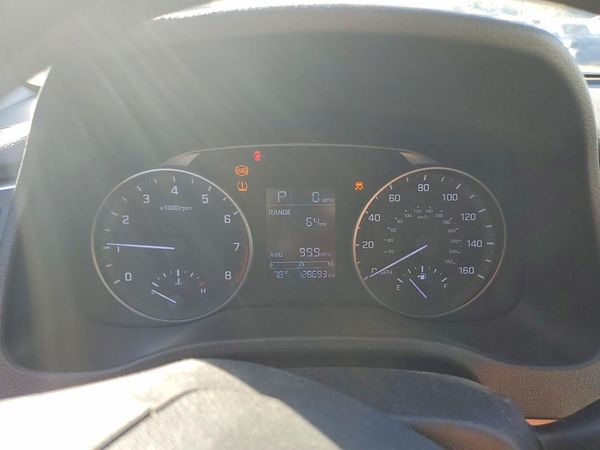 2017 HYUNDAI ELANTRA — ODOM