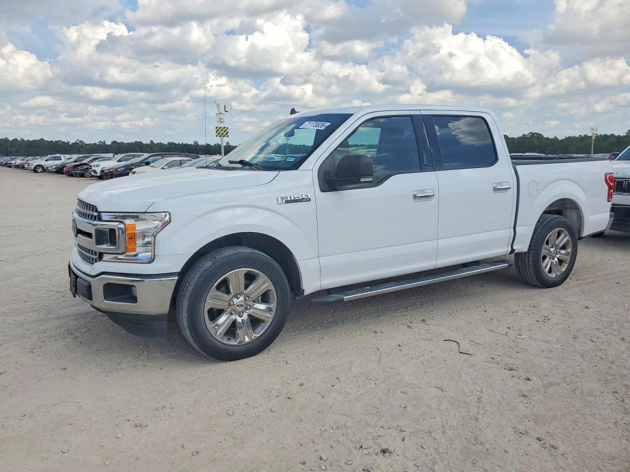 2019 FORD F150 — Front 3/4