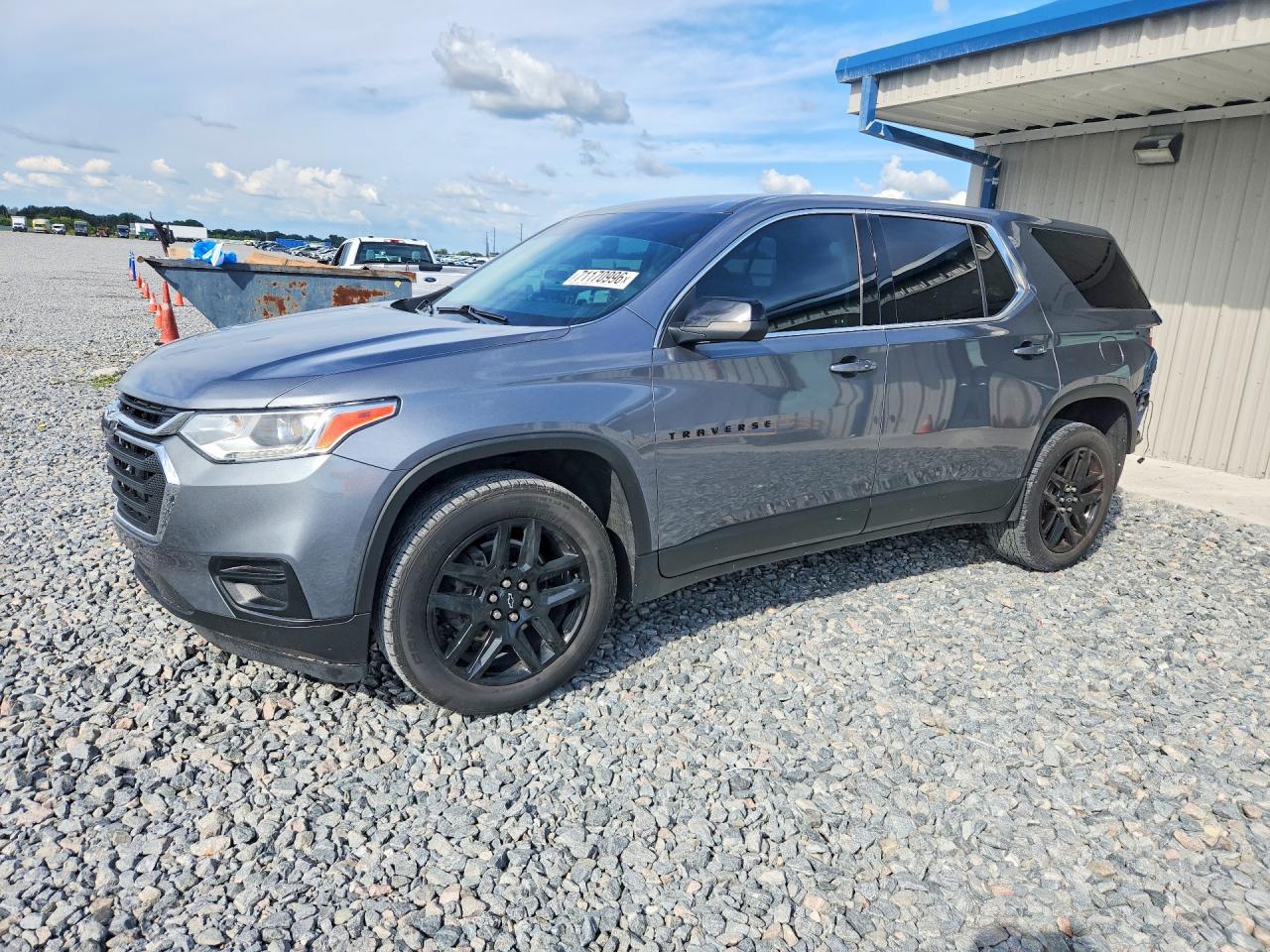 2021 CHEVROLET TRAVERSE LS — Front 3/4