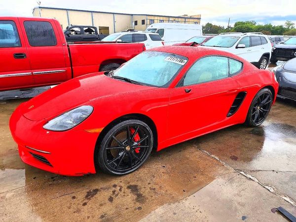 2022 PORSCHE CAYMAN — DSFA — Front 3/4