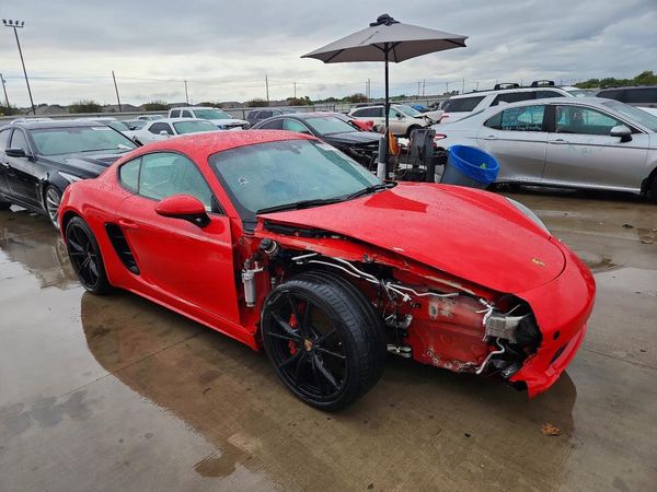 2022 PORSCHE CAYMAN S — Passenger 3/4