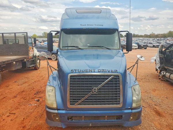 2012 VOLVO VN — DIRF