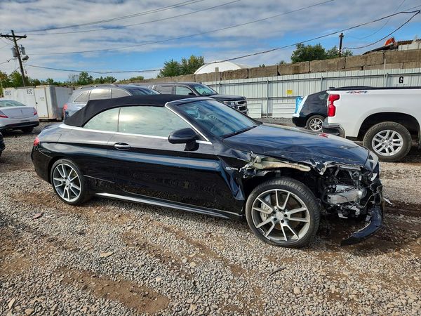 2017 MERCEDES-BENZ C-CLASS AMG C43 — Passenger 3/4