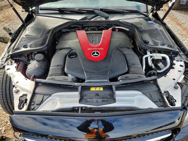 2017 MERCEDES-BENZ C-CLASS AMG C43 — Engine bay