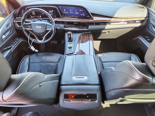 2023 CADILLAC ESCALADE Premium Luxury — CKPT