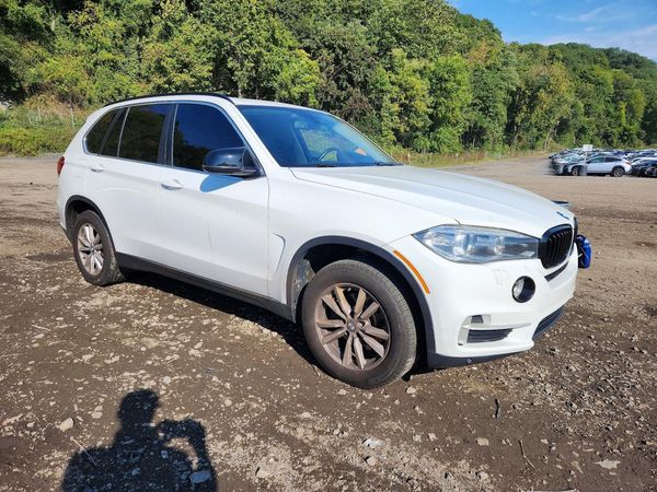 2014 BMW X5 xDrive35i — Passenger 3/4