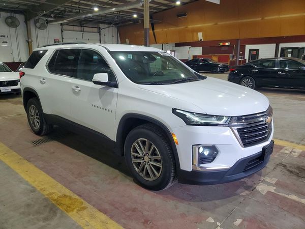 2023 CHEVROLET TRAVERSE LT — Passenger 3/4