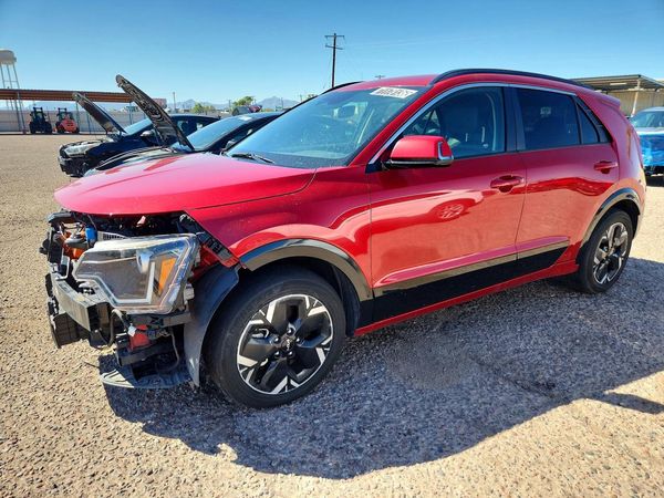 2023 KIA NIRO Wind — Front 3/4