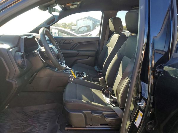 2023 CHEVROLET COLORADO Work Truck — DENT