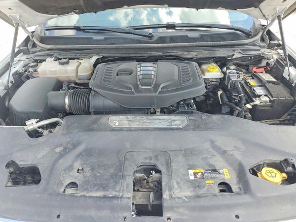 2024 JEEP WAGONEER — Engine bay