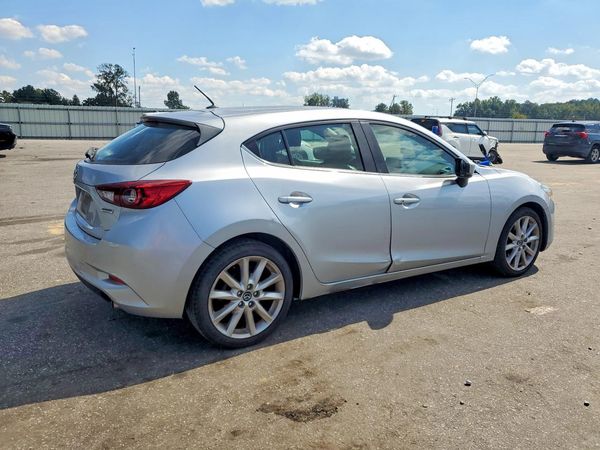 2017 MAZDA 3 Touring — PSRA