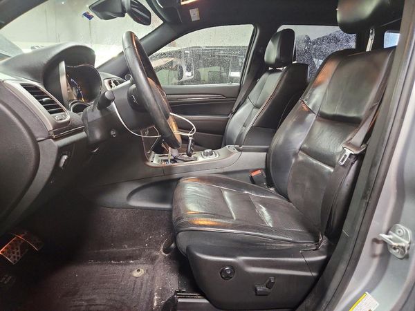 2018 JEEP GRAND CHEROKEE Overland — DENT