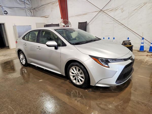 2022 TOYOTA COROLLA LE, w/Premium pkg2 — Passenger 3/4
