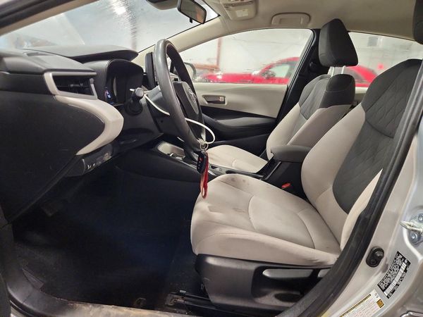 2022 TOYOTA COROLLA LE, w/Premium pkg2 — DENT