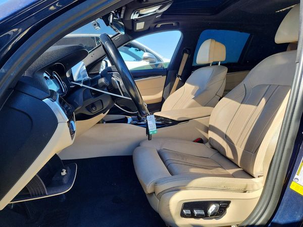 2017 BMW 540 — DENT
