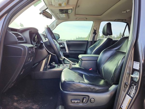2014 TOYOTA 4RUNNER Base — DENT