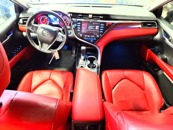 2019 TOYOTA CAMRY XLE/XSE — CKPT