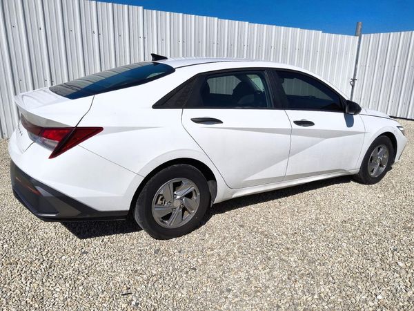 2025 HYUNDAI ELANTRA SE — PSRA