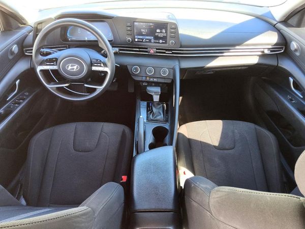 2025 HYUNDAI ELANTRA SE — CKPT