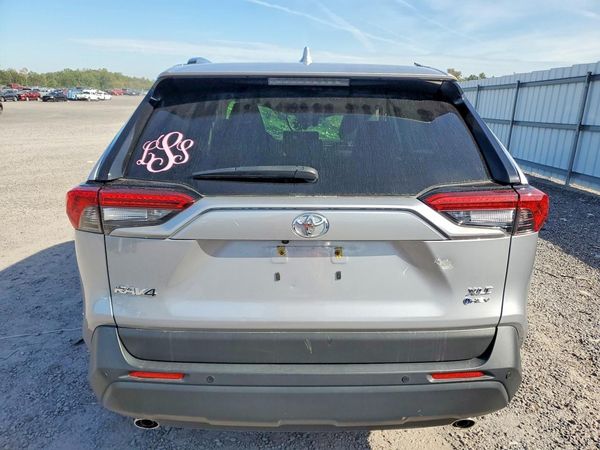 2025 TOYOTA RAV4 XLE Premium — DIRR