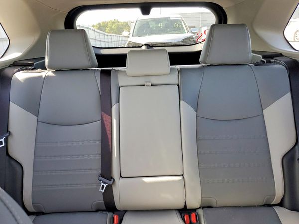 2025 TOYOTA RAV4 XLE Premium — SUVN