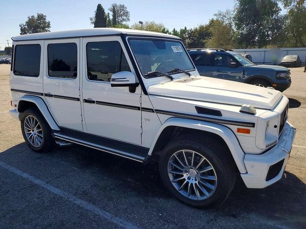 2017 MERCEDES-BENZ G G550 Base — Passenger 3/4