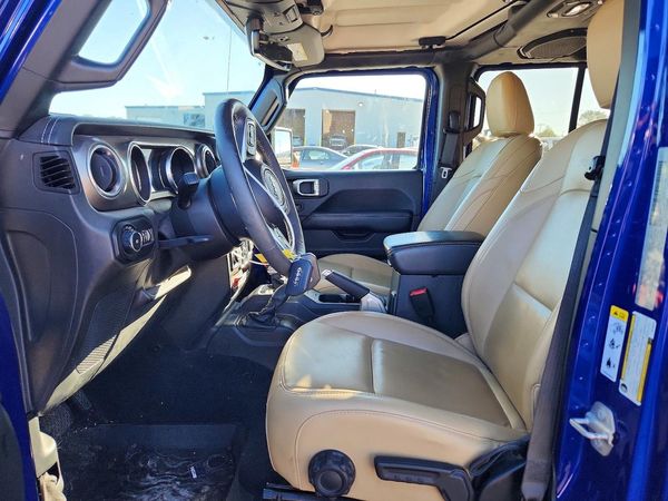 2018 JEEP WRANGLER UNLIMITED Unlimited Rubicon — DENT