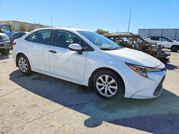 2020 TOYOTA COROLLA LE — Passenger 3/4