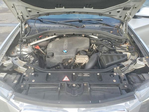 2013 BMW X3 xDrive28i — Engine bay