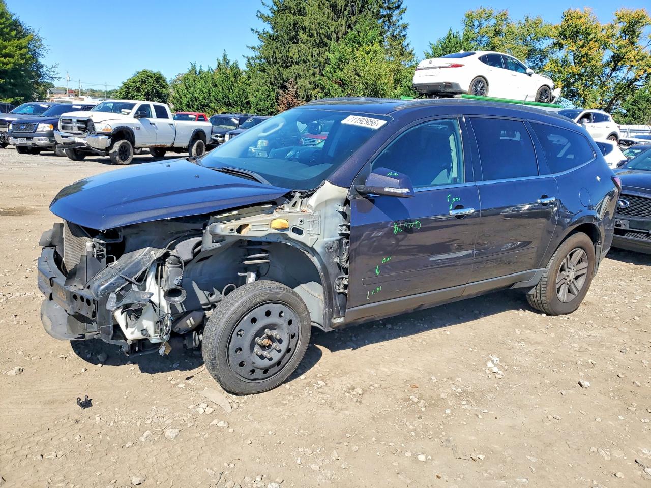 2016 CHEVROLET TRAVERSE 2LT — Front 3/4