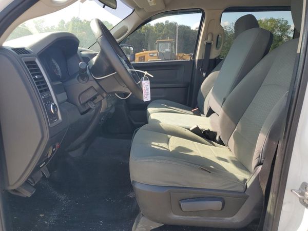 2013 RAM 1500 ST CREW CAB 4X4