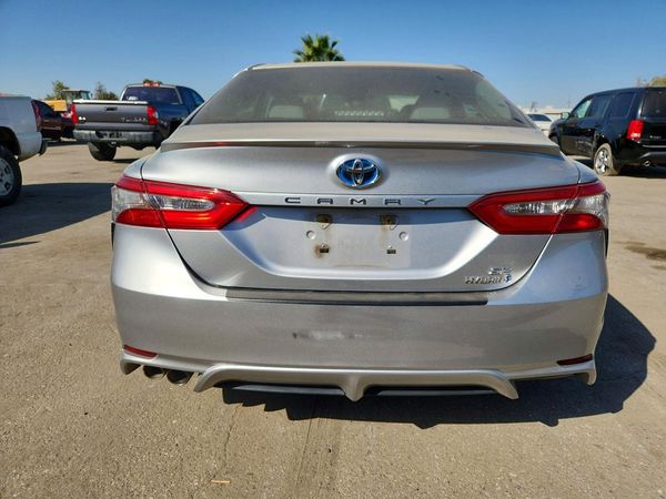 2018 TOYOTA CAMRY SOLA SE/XLE Hybrid — DIRR