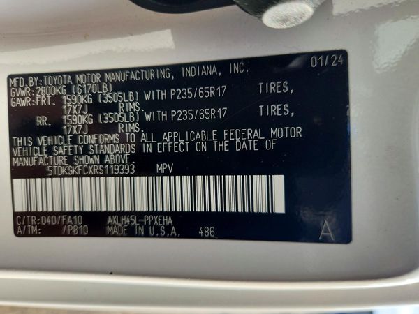 2024 TOYOTA SIENNA LE — VINS